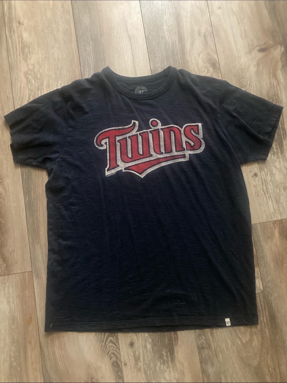 47 Heathered Burnout Navy Men’s Minnesota Twins Shortsleeve Tshirt Size M